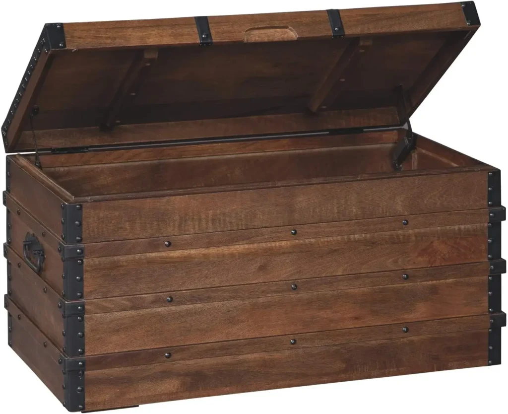 Trunk-style coffee tables